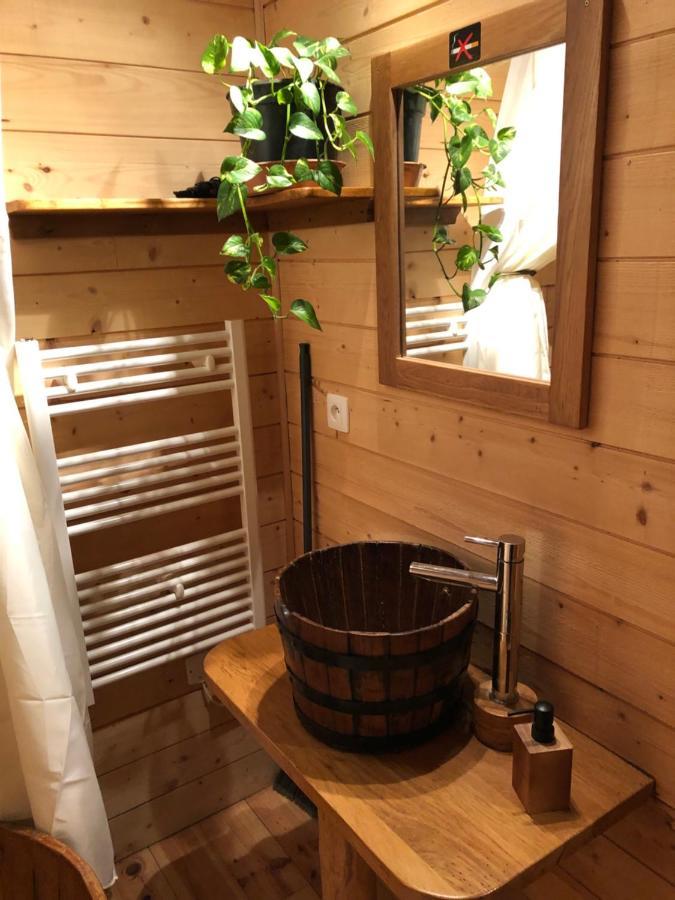 La Cabane A L'Oree Des Bornes Evires Bagian luar foto